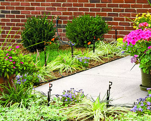 Un letto da giardino in plastica è un tipo di letto rialzato realizzato in materiale plastico